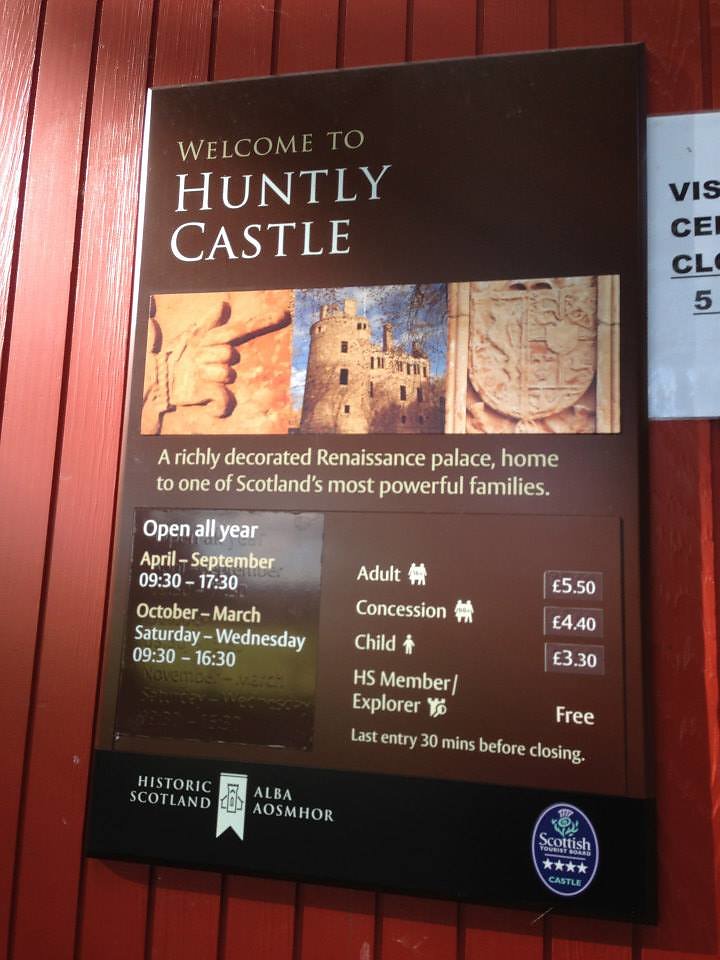 Huntly-Castle1.jpg